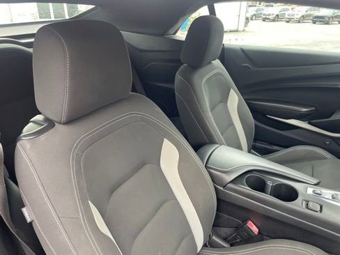 Used 2023 Chevrolet Camaro LT image 33