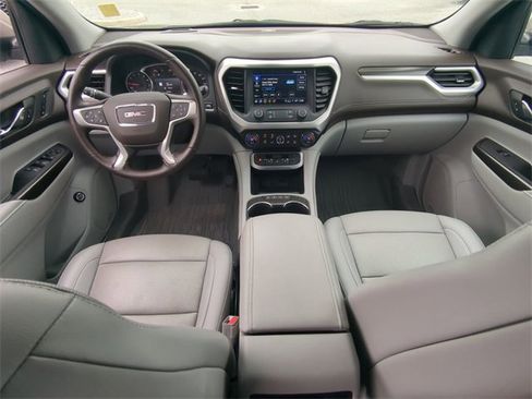 Used 2022 GMC Acadia SLT w/ Preferred Package image 17