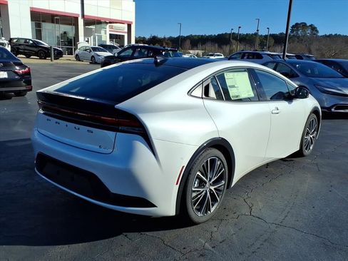 New 2026 Toyota Prius Limited image 3