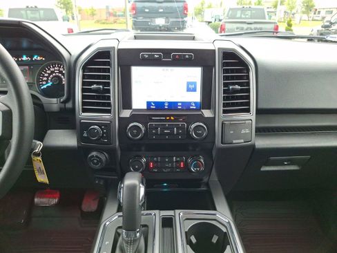 Used 2020 Ford F150 XLT w/ Equipment Group 302A Luxury AWD/4WD image 11