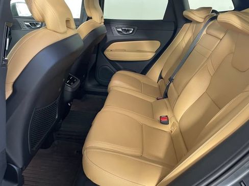 Used 2020 Volvo XC60 T5 Inscription w/ Protection Package Premier AWD/4WD image 16