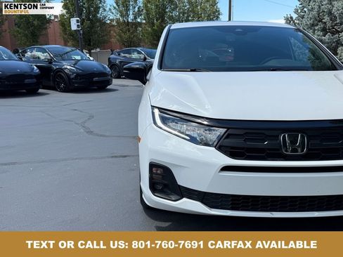 Used 2025 Honda Odyssey Sport-L image 13