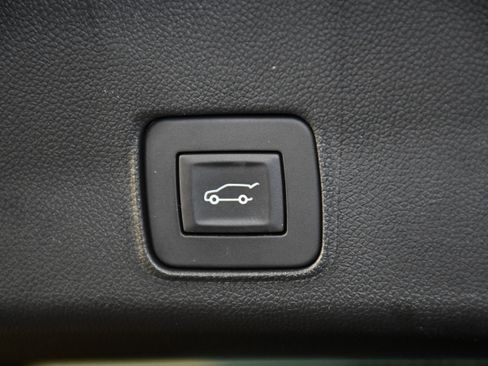 Used 2025 Chevrolet TrailBlazer RS w/ Convenience Package AWD/4WD image 52