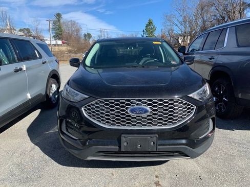 Used 2023 Ford Edge SEL image 6