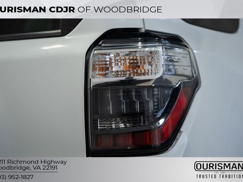 Used 2014 Toyota 4Runner SR5 Premium image 7