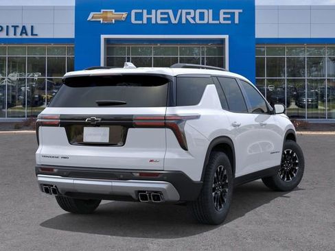 New 2026 Chevrolet Traverse Z71 image 4