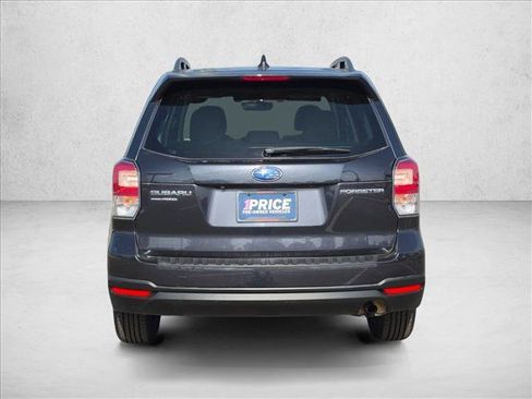 Used 2018 Subaru Forester 2.5i Premium AWD/4WD image 7