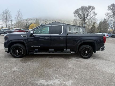 Used 2023 GMC Sierra 1500 SLE image 2