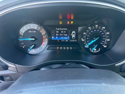 Used 2016 Ford Fusion SE FWD image 17