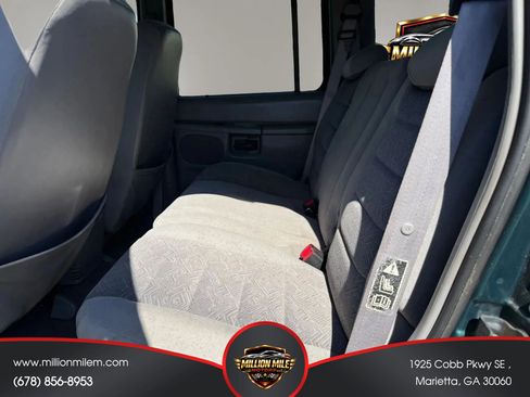 Used 2000 Ford Explorer XLT AWD/4WD image 21