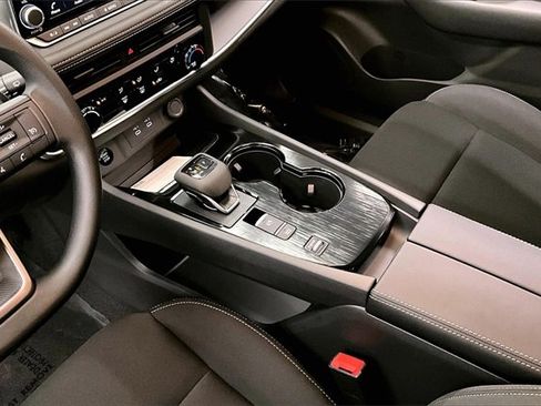 New 2026 Nissan Rogue S image 8