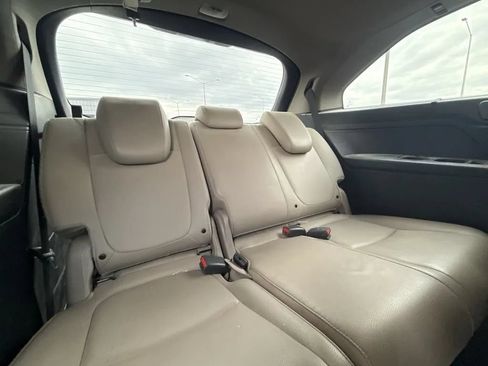 Used 2022 Honda Odyssey Touring image 11