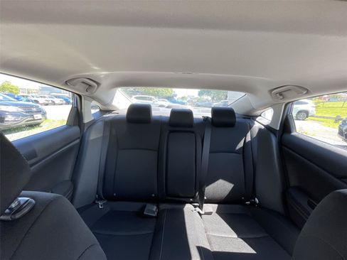 Used 2021 Honda Civic EX image 28
