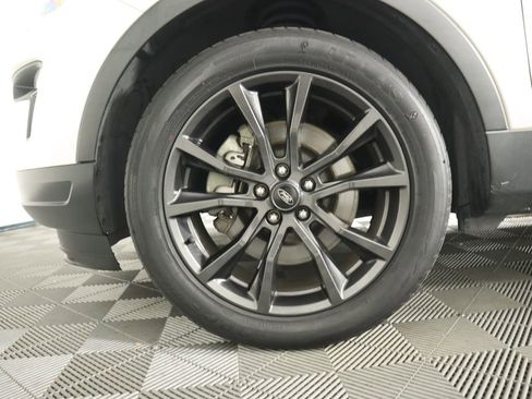 Used 2019 Ford Explorer XLT w/ Equipment Group 202A image 30