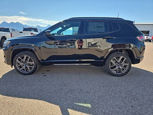 New 2025 Jeep Compass Limited w/ High Altitude Package image 4