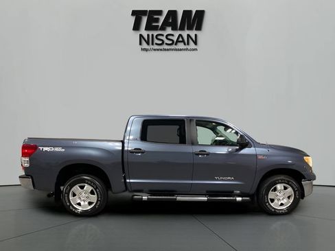 Used 2010 Toyota Tundra 4x4 CrewMax image 8