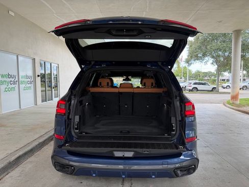 Used 2022 BMW X5 xDrive40i w/ M Sport Package AWD/4WD image 36