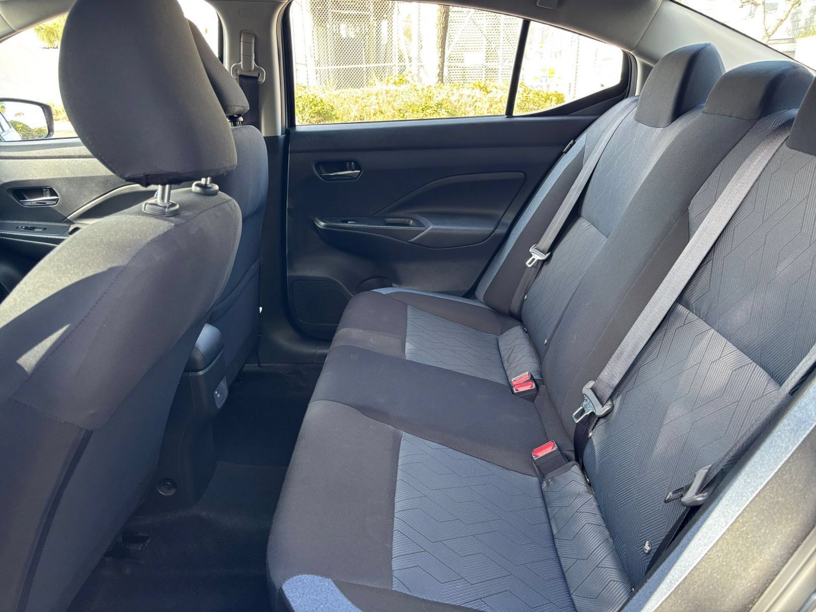 Used 2025 Nissan Versa SV FWD image 22