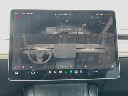 Used 2024 Tesla Model Y Long Range RWD image 20