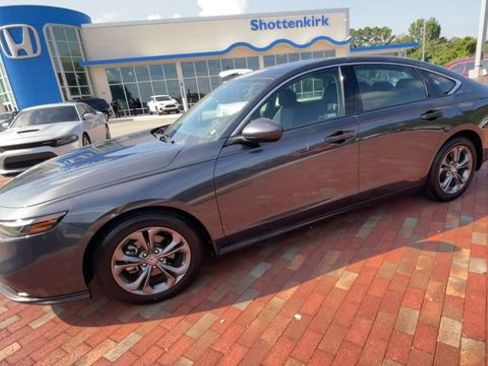 Certified 2024 Honda Accord EX image 6
