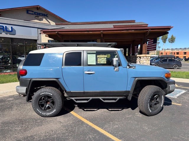 Used 2013 Toyota FJ Cruiser 4WD w/ Convenience Pkg image 12