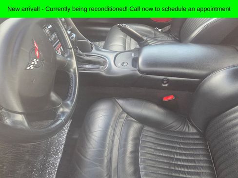 Used 2001 Chevrolet Corvette Convertible w/ Preferred Equipment Group2 image 7