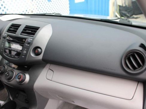 Used 2011 Toyota RAV4 2WD w/ Base L4 Extra Value Pkg image 10