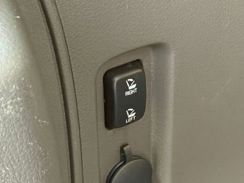 Used 2010 Lincoln MKX 2WD image 40