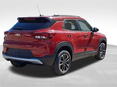 New 2026 Chevrolet TrailBlazer LT w/ Convenience Package FWD image 4