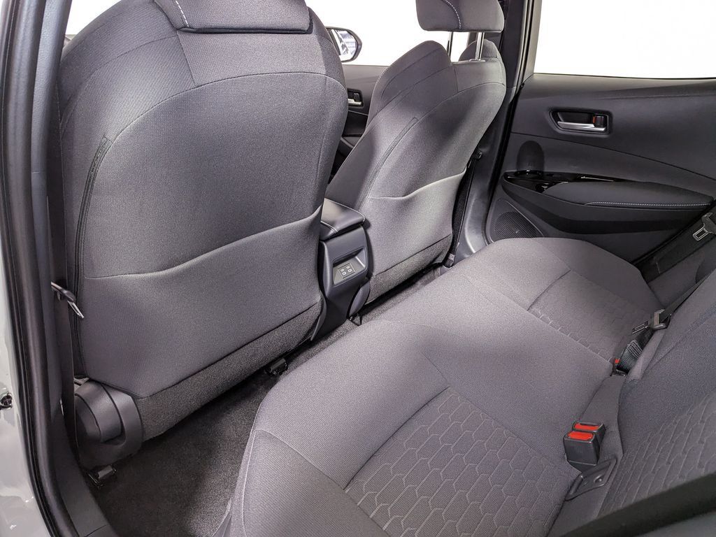 Used 2026 Toyota Corolla SE FWD image 44