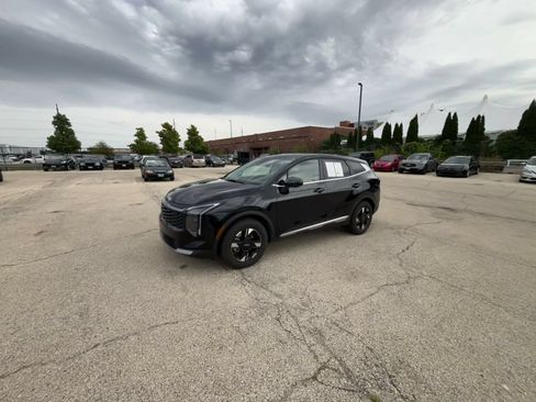 Used 2026 Kia Sportage LX FWD image 7