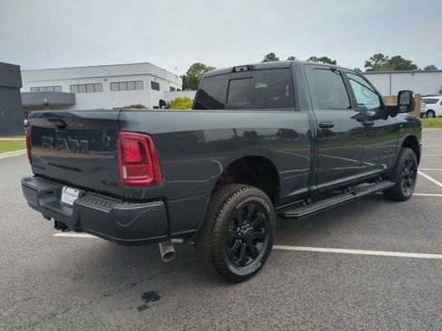 New 2026 RAM 2500 Big Horn AWD/4WD image 4