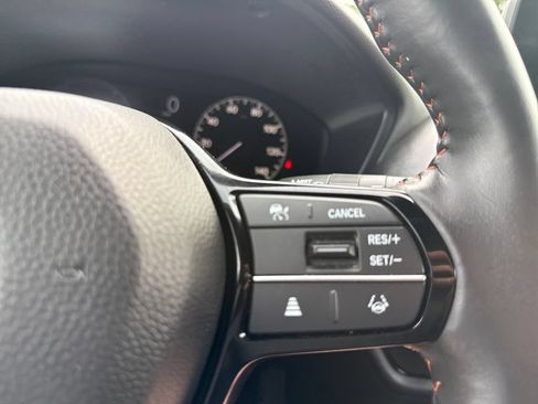 Certified 2025 Honda HR-V Sport image 25