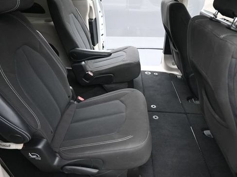 Used 2024 Chrysler Voyager LX FWD image 23