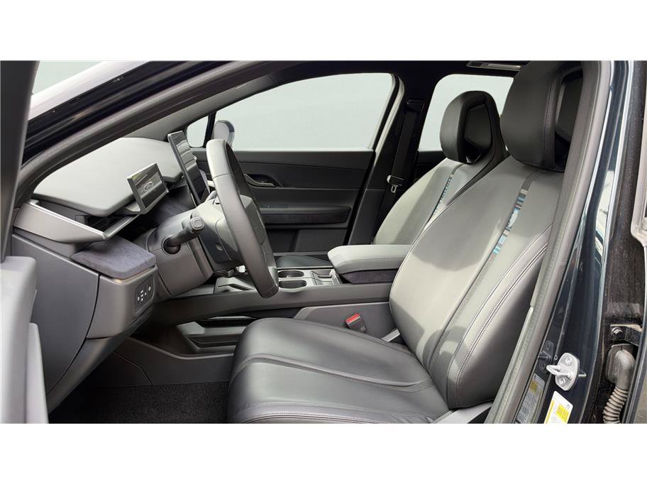 Used 2023 Fisker Ocean Ultra AWD/4WD image 17