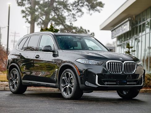New 2026 BMW X5 xDrive40i w/ Climate Comfort Package image 1