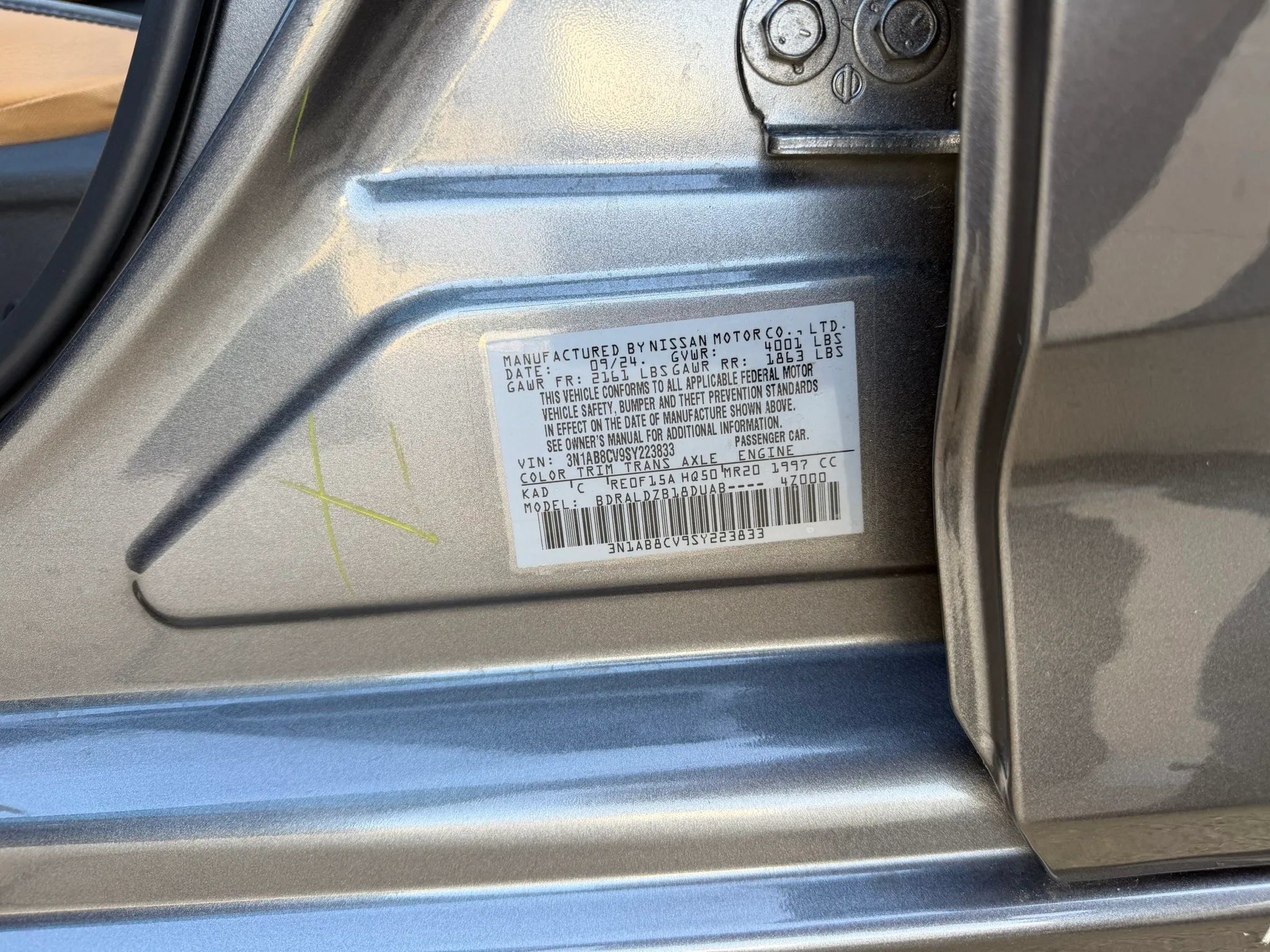 Used 2025 Nissan Sentra SV w/ SV Premium Package FWD image 30