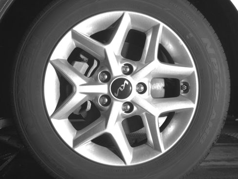 Used 2025 Kia Soul LX w/ LX Technology Package FWD image 15