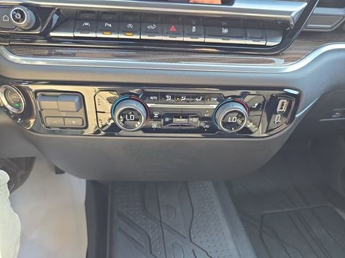 New 2025 Chevrolet Silverado 1500 LT w/ Safety Package image 20