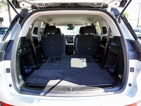 Certified 2023 Jeep Grand Cherokee L Laredo RWD image 14