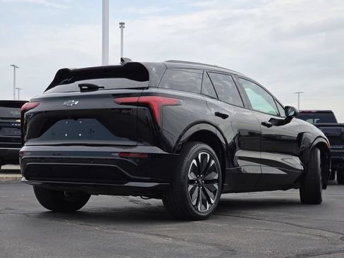 Used 2025 Chevrolet Blazer EV RS AWD/4WD image 16