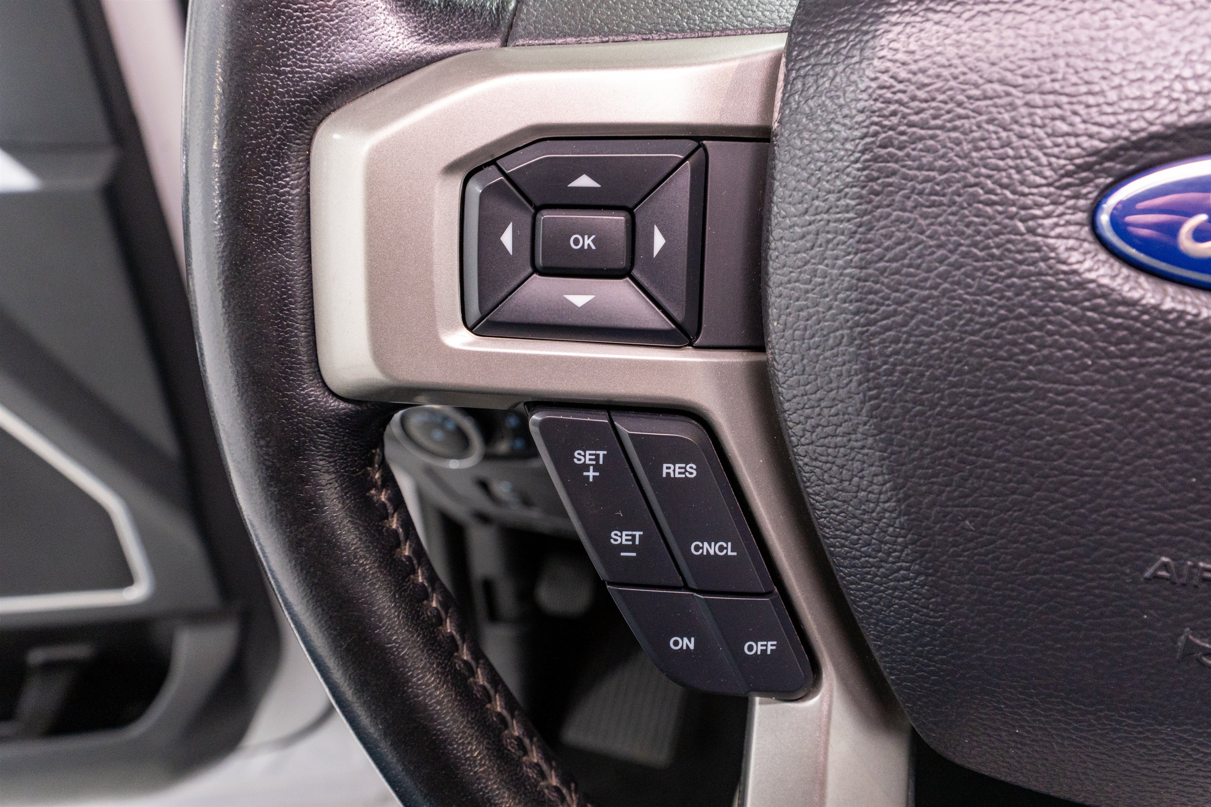 Used 2022 Ford F250 Lariat w/ Lariat Value Package AWD/4WD image 31