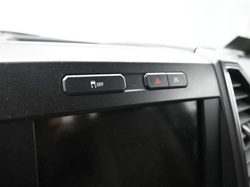 Used 2019 Ford F150 XLT image 16