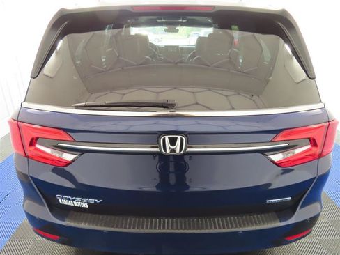 Used 2023 Honda Odyssey Touring image 11