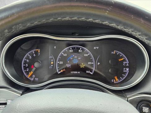 Used 2019 Jeep Grand Cherokee Limited AWD/4WD image 11