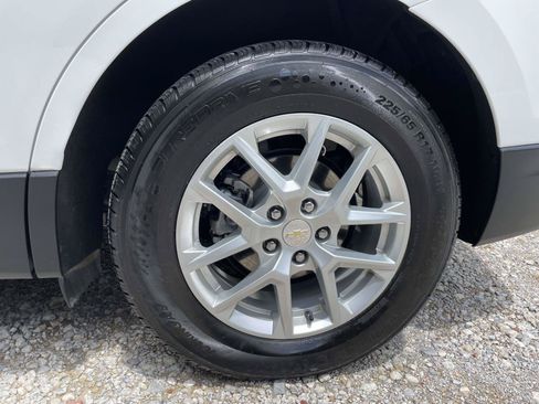 Used 2023 Chevrolet Equinox LT AWD/4WD image 29