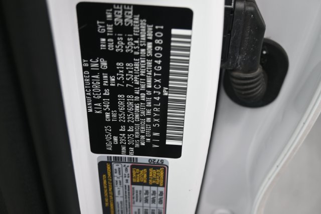 Used 2026 Kia Sorento S FWD image 16