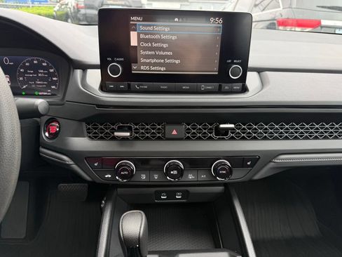 Certified 2025 Honda Accord SE image 26