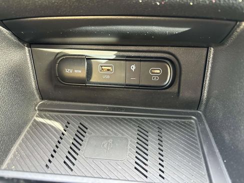 Used 2023 Kia Sportage SX image 24