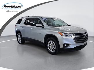 Used 2019 Chevrolet Traverse LT image 1